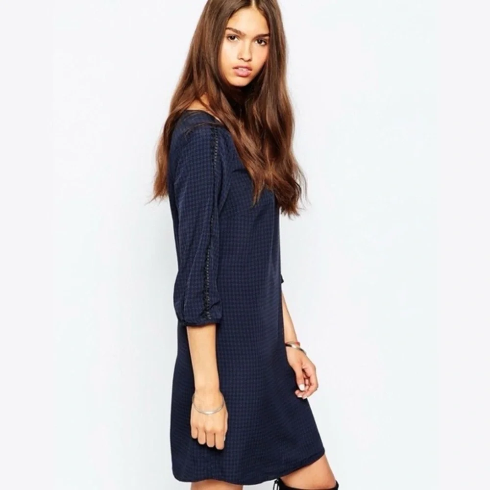MAISON SCOTCH Navy Houndstooth Shift Dress 3/4 Sleeve Textured Chic Sz S - Picture 4 of 5